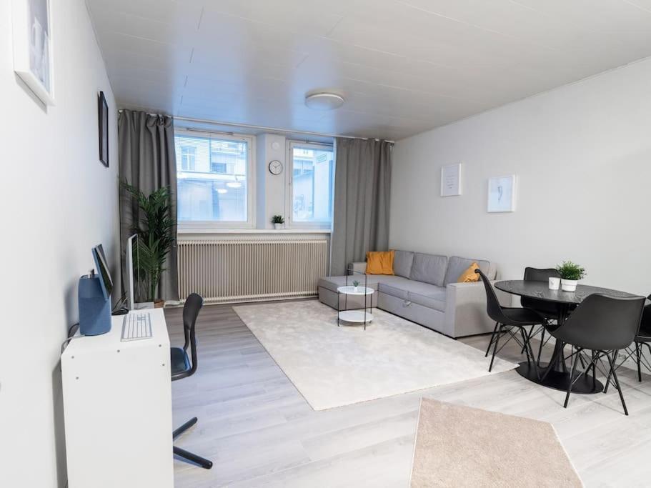 Cozy Roomy Studio Flat Next To Tram Stop @ Kallio Helsinki Exterior foto
